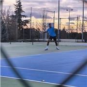 Profesor de tenis titulado por la Federación de Tenis de Madrid